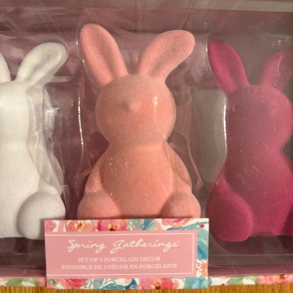 Spring Gatherings Set of 3 Small Porcelain Easter Bunnies - Picture 3 of 6